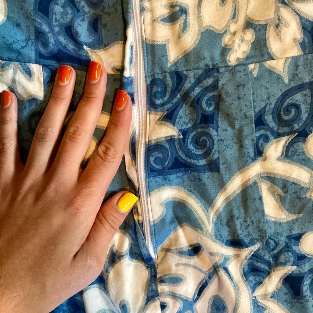 Hawaiian Print Halter Mini Dress - Picture 6 of 9